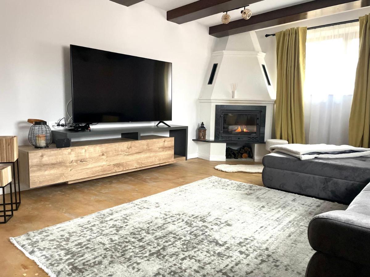 Bran Place La Odaie Simon Exterior foto